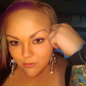 Meet your Posher, Caroline